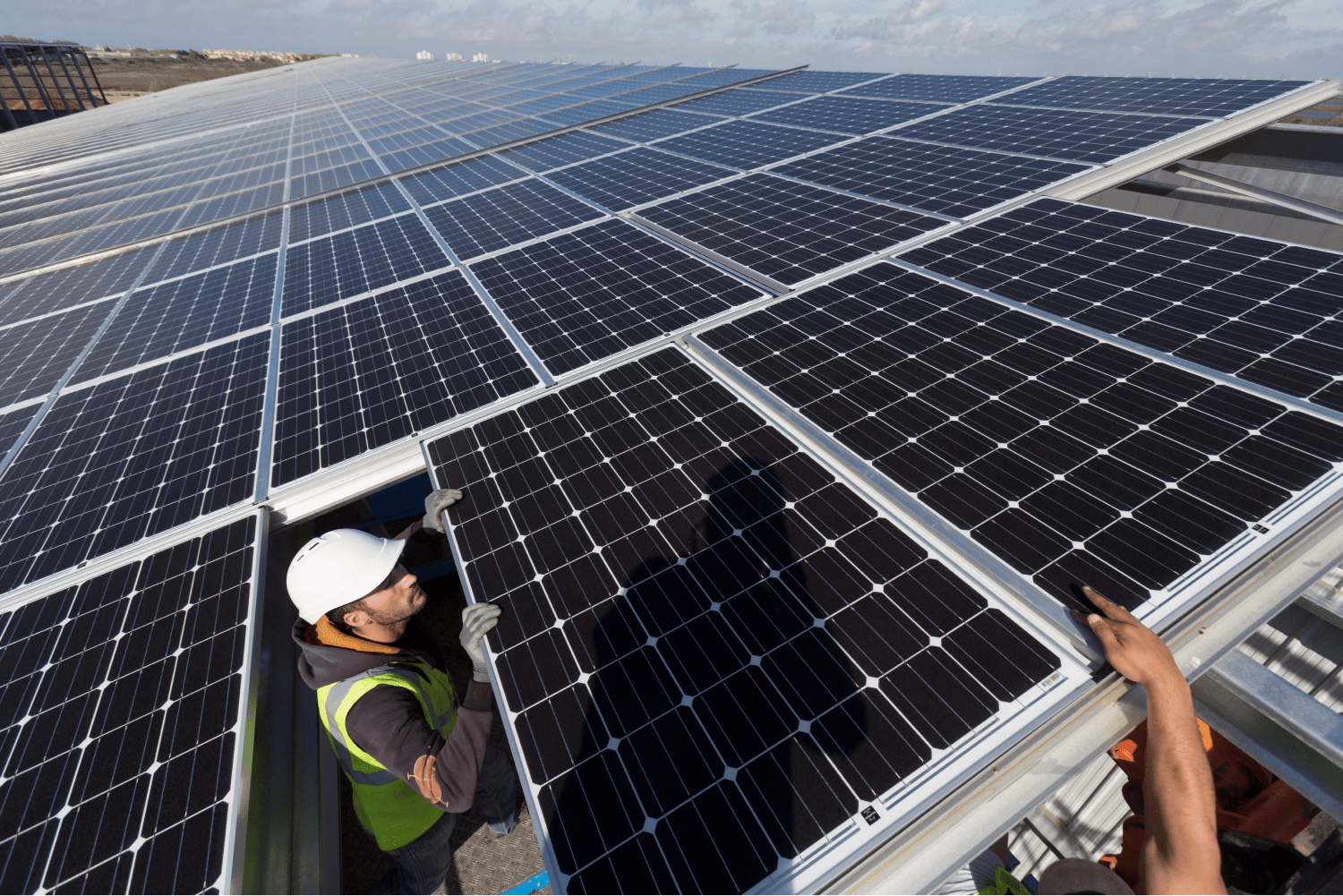 découvrez comment devenir un installateur photovoltaïque réussi grâce à nos conseils d'experts, nos formations certifiées et nos astuces pour maîtriser le marché de l'énergie solaire. transformez votre passion en carrière florissante dès aujourd'hui!