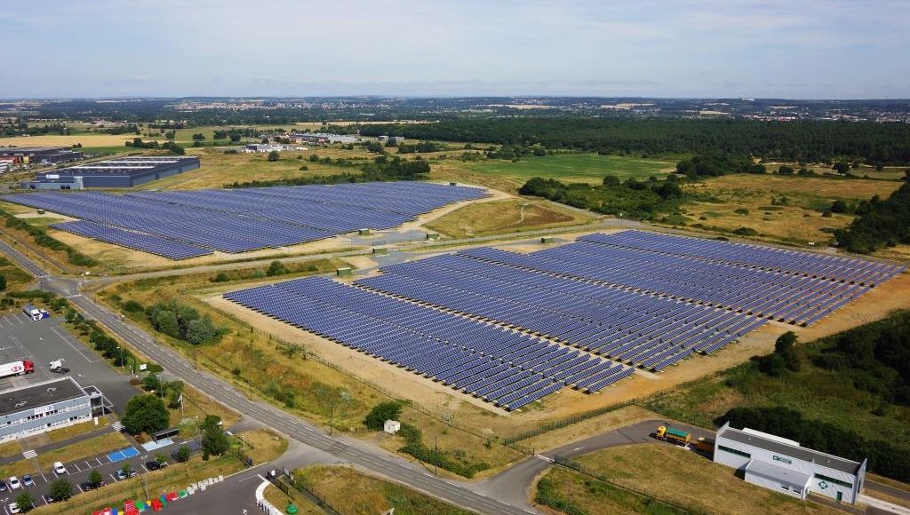 découvrez comment choisir le meilleur installateur de panneaux photovoltaïques en sarthe. comparez les offres, vérifiez les certifications et profitez d'une installation de qualité pour votre projet d'énergie renouvelable.