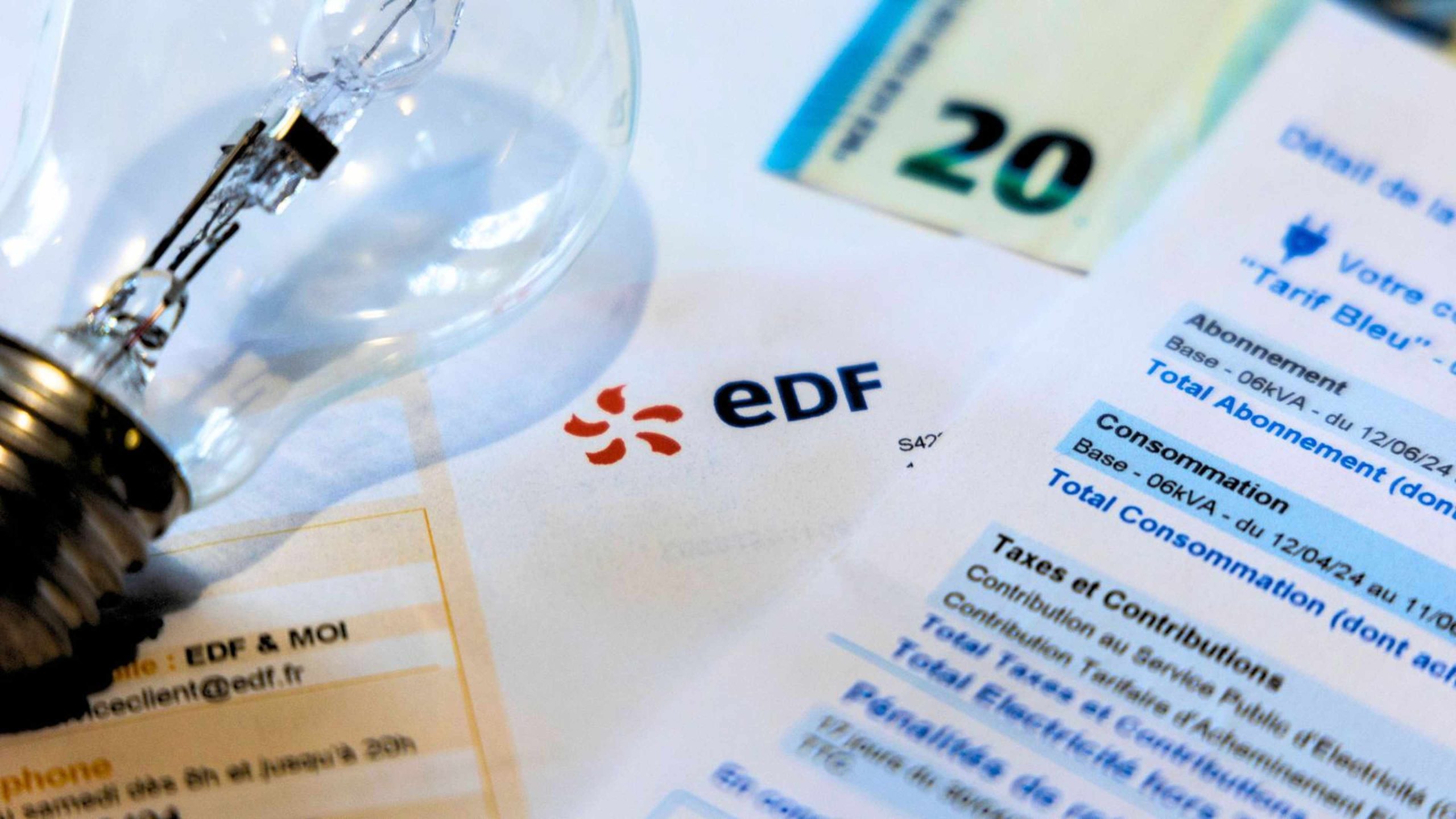 découvrez tout ce qu'il faut savoir sur la facturation de l'électricité, y compris les méthodes de calcul, les tarifs, et comment mieux gérer vos factures pour réduire vos dépenses.