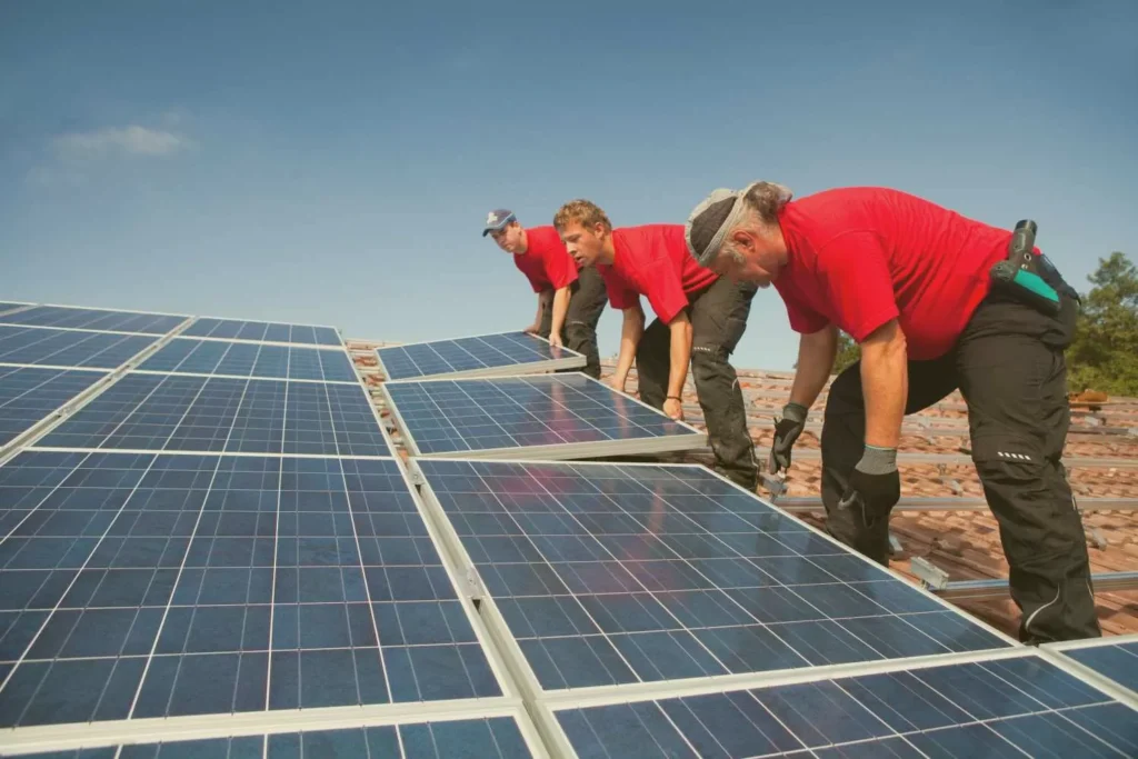 découvrez comment intégrer des panneaux solaires chez vous pour réduire vos factures énergétiques et contribuer à la protection de l'environnement. suivez nos conseils pratiques et informez-vous sur les avantages d'une transition vers une énergie durable.