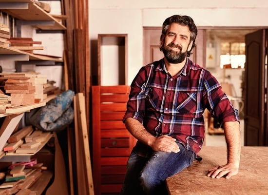 découvrez comment trouver des professionnels rge certifiés près de chez vous pour vos projets de rénovation énergétique. optimisez vos travaux et bénéficiez d'aides financières grâce à notre guide pratique.