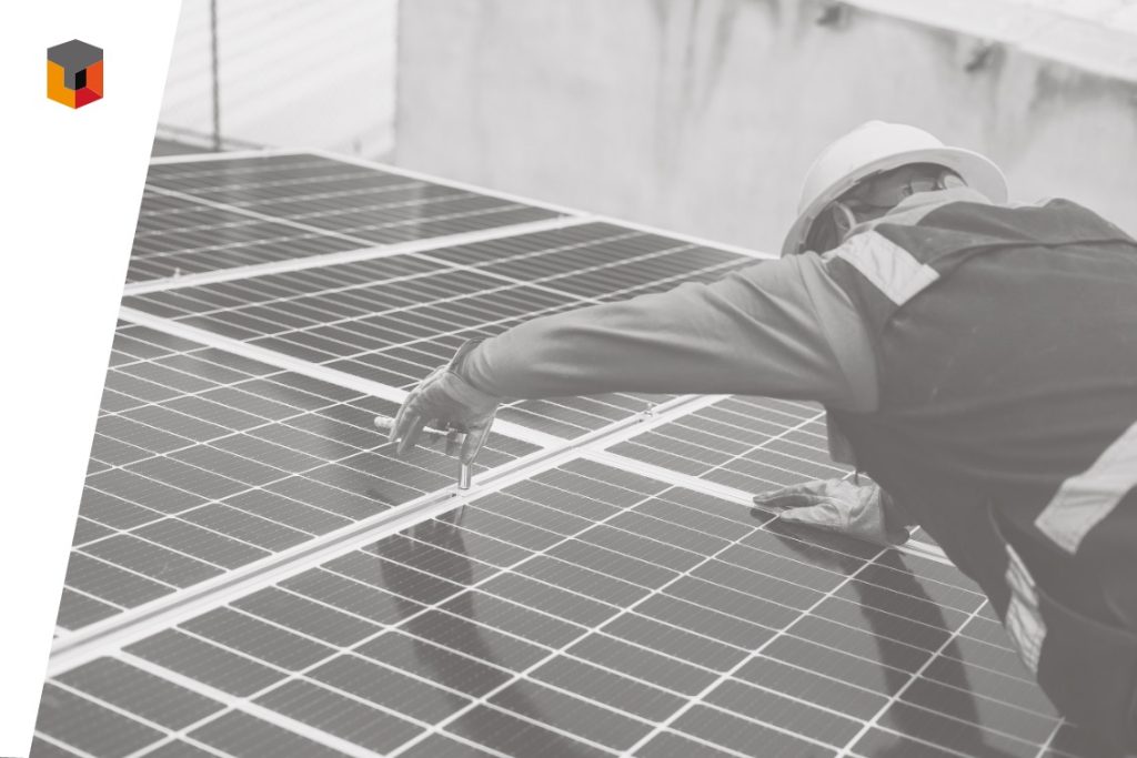 découvrez le rôle essentiel de l'installateur photovoltaïque dans la transition énergétique. apprenez comment ce professionnel contribue à l'installation, la maintenance et l'optimisation des systèmes solaires, tout en favorisant un développement durable et respectueux de l'environnement.