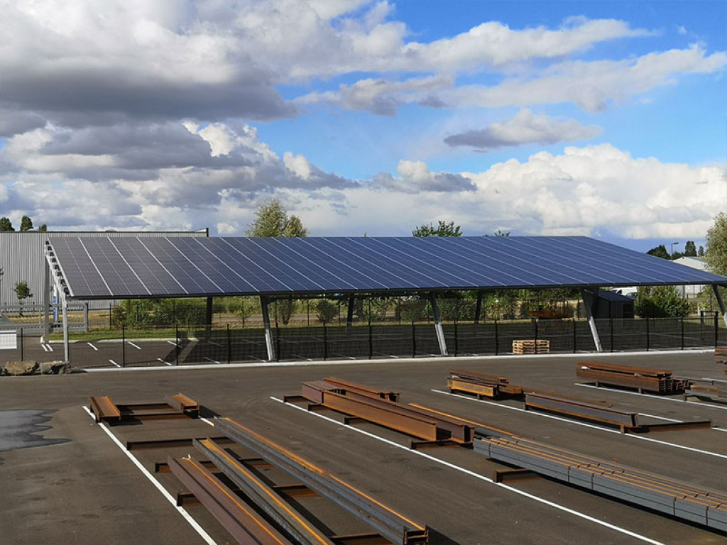 découvrez notre service d'installation de panneaux photovoltaïques en sarthe, garantissant une efficacité énergétique optimale et un respect de l'environnement. profitez d'une énergie renouvelable adaptée à vos besoins, avec des conseils d'experts et un accompagnement personnalisé.