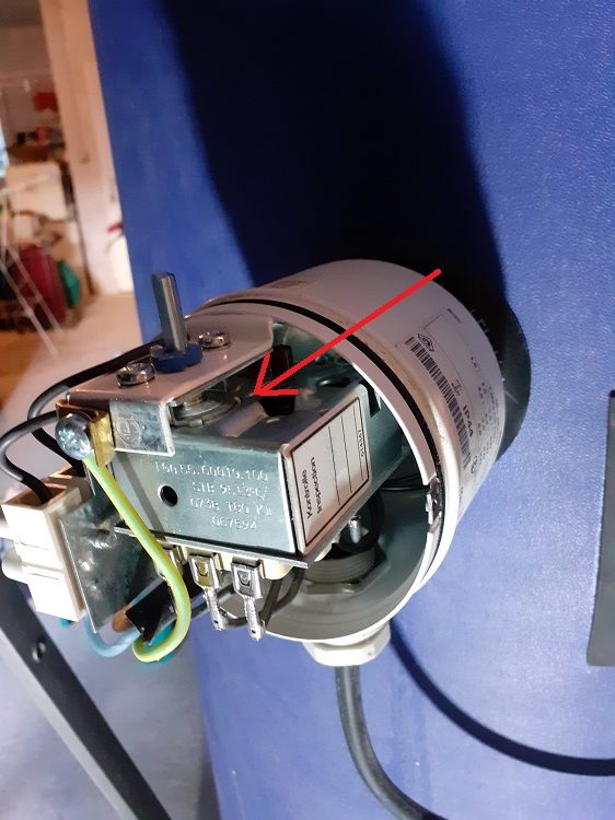 découvrez notre service d'installation de panneaux photovoltaïques schüco, alliant efficacité énergétique et durabilité. profitez d'une énergie renouvelable de qualité tout en réduisant vos factures d'électricité. contactez-nous pour une expertise sur mesure!