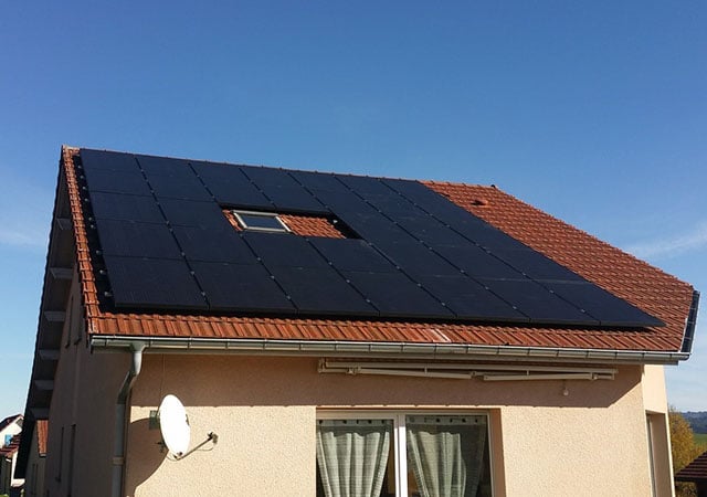 découvrez notre service de dépannage pour panneaux solaires, garantissant une intervention rapide et efficace pour optimiser le rendement de votre installation. profitez de notre expertise pour maintenir votre système en parfait état et réduire vos factures d'énergie.