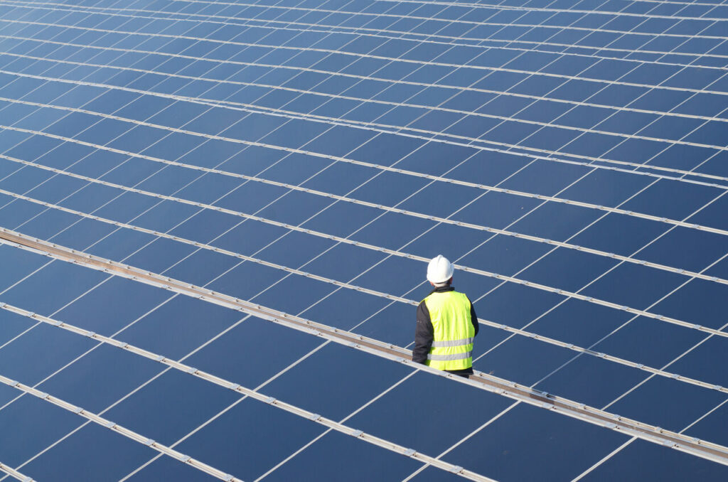 découvrez notre artisan photovoltaïque en vaucluse, spécialisé dans l'installation de panneaux solaires. bénéficiez d'une expertise locale pour optimiser votre production d'énergie renouvelable et réduire votre facture d'électricité. contactez-nous pour un devis gratuit et des conseils personnalisés sur votre projet.