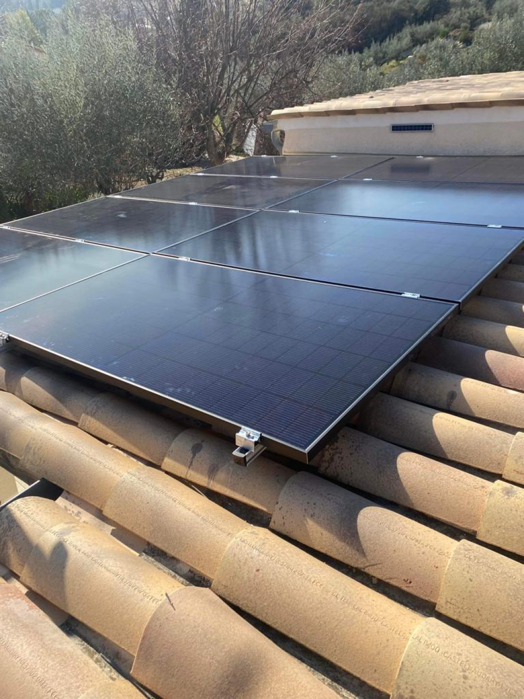 découvrez les services d'un artisan spécialisé en panneaux solaires. bénéficiez d'une installation professionnelle pour optimiser votre consommation d'énergie et réduire votre empreinte carbone. contactez-nous dès aujourd'hui pour un devis personnalisé !