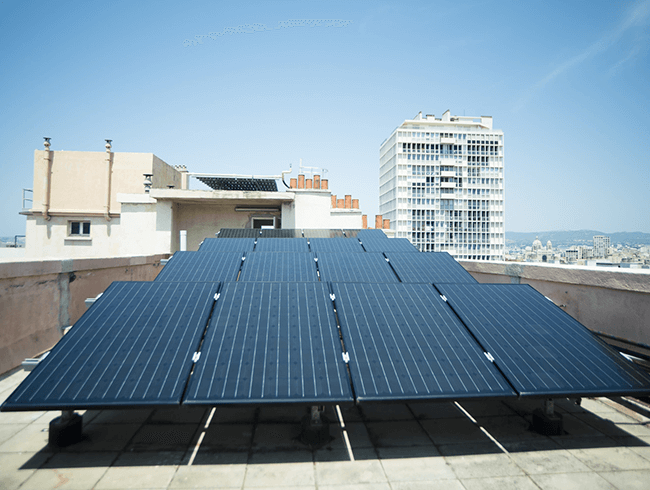 découvrez notre service d'installateur de panneaux photovoltaïques dans le département 79. profitez d'une énergie solaire durable et économique, avec des experts à votre écoute pour des installations de qualité et personnalisées.