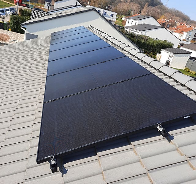 découvrez les services d'un installateur photovoltaïque professionnel pour transformer votre énergie. profitez d'une installation solaire sur mesure, économisez sur vos factures d'énergie et réduisez votre empreinte carbone. contactez-nous pour un devis gratuit et faites le choix de l'énergie durable.
