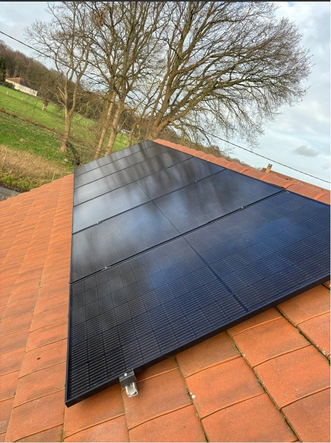 découvrez notre service d'installateur photovoltaïque au havre, spécialiste en solutions solaires adaptées à vos besoins. profitez d'une énergie renouvelable, réduisez votre facture d'électricité et contribuez à la protection de l'environnement grâce à nos installations de panneaux solaires de qualité.