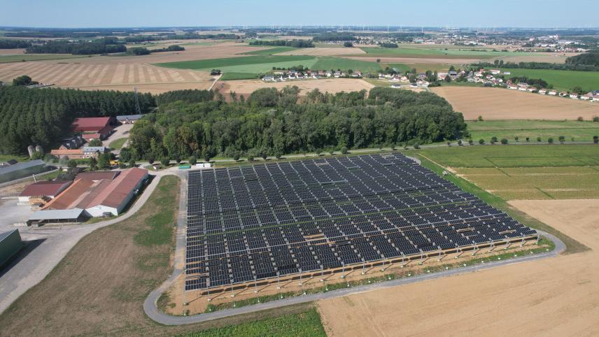 découvrez nos services d'installation photovoltaïque dans l'oise. profitez d'une énergie renouvelable et réduisez vos factures d'électricité grâce à nos solutions sur mesure, réalisées par des experts locaux. contactez-nous pour un devis gratuit !