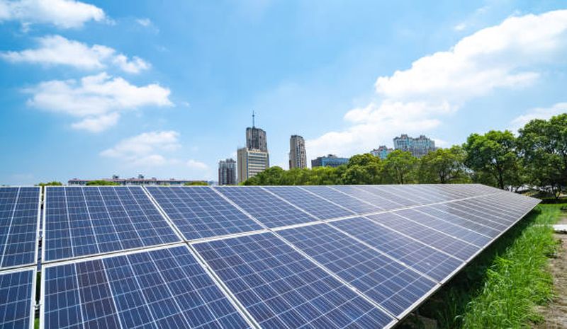 découvrez les services d'installateurs photovoltaïques en midi-pyrénées, spécialisés dans l'installation de panneaux solaires pour optimiser votre consommation d'énergie et réduire votre empreinte carbone. profitez d'une énergie renouvelable et d'un accompagnement personnalisé pour votre projet.