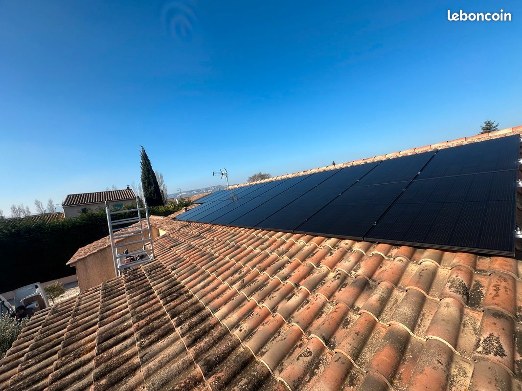 découvrez les services d'un poseur photovoltaïque qualifié pour l'installation de panneaux solaires. profitez d'une énergie renouvelable, réduisez vos factures d'électricité et contribuez à la protection de l'environnement grâce à une expertise reconnue en matière de solutions photovoltaïques.