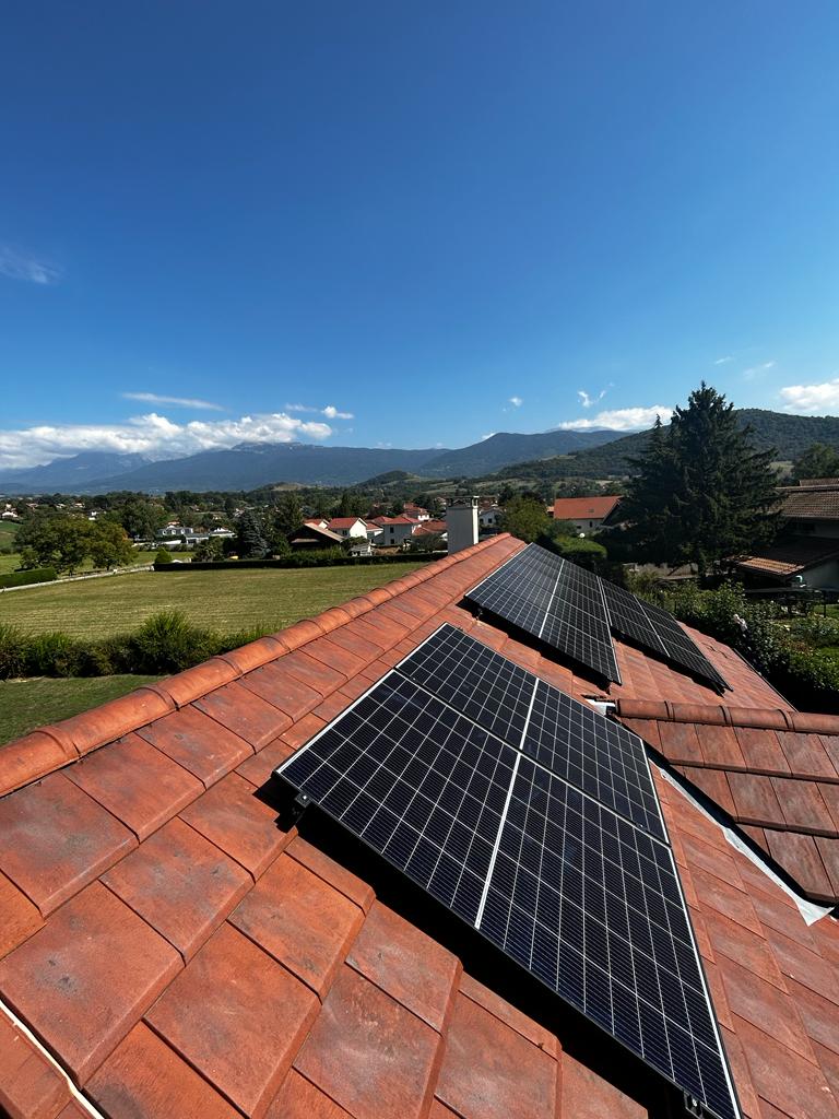 découvrez nos services d'expert photovoltaïque en rhône-alpes pour optimiser votre consommation énergétique et réduire votre empreinte carbone. bénéficiez d'une expertise locale pour des solutions sur mesure adaptées à vos besoins.