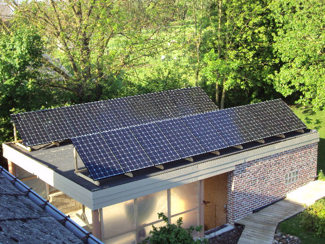découvrez notre service d'installation de panneaux photovoltaïques dans le brabant wallon. profitez d'une énergie renouvelable et réduisez vos factures d'électricité grâce à nos solutions sur mesure. contactez-nous pour un devis gratuit et transformez votre consommation énergétique!