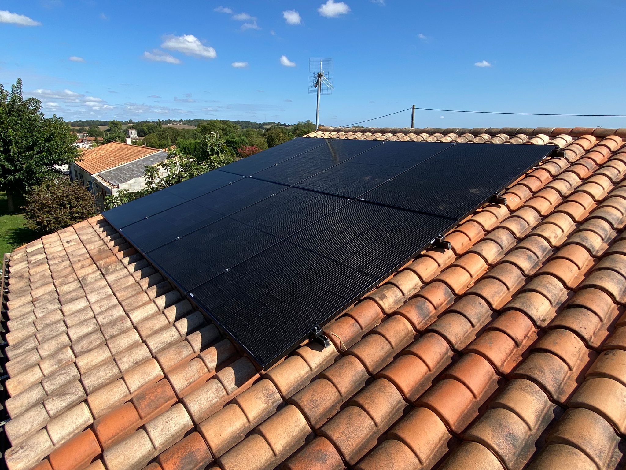 découvrez notre guide complet pour les installateurs photovoltaïques rge dans le département 28. apprenez les étapes essentielles, les réglementations à suivre et les meilleures pratiques pour réussir vos installations solaires tout en garantissant la qualité et la conformité de votre travail.