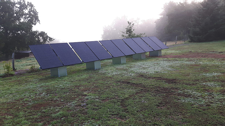 découvrez notre service d'installation photovoltaïque dans la loire (42), spécialisé dans la mise en place de panneaux solaires pour optimiser votre consommation d'énergie, réduire vos factures et contribuer à la transition énergétique. faites confiance à notre équipe d'experts pour un accompagnement personnalisé et des solutions adaptées à vos besoins.