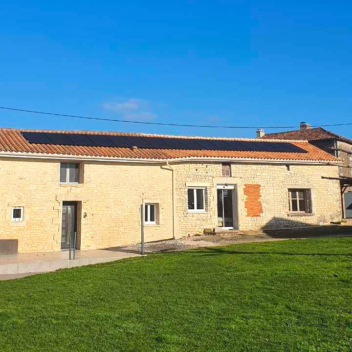 obtenez des devis gratuits et personnalisés pour l'installation de panneaux photovoltaïques à angoulême. profitez de l'énergie solaire tout en réduisant vos factures d'électricité. comparez les offres des professionnels locaux et faites le choix qui correspond à vos besoins.