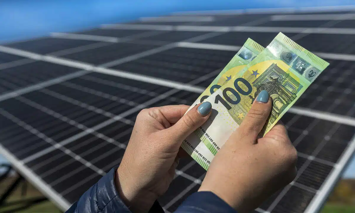 découvrez comment maximiser la rentabilité de vos panneaux photovoltaïques grâce à des conseils pratiques, des analyses de coûts et des astuces pour optimiser la production d'énergie solaire. informez-vous sur les aides financières et les meilleures pratiques pour rentabiliser votre investissement au fil des ans.