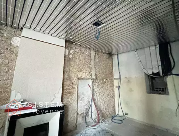 découvrez comment choisir le meilleur installateur photovoltaïque à lambesc pour vos besoins. comparez les offres, l'expertise, et les avis clients pour garantir une installation efficace et durable de vos panneaux solaires.