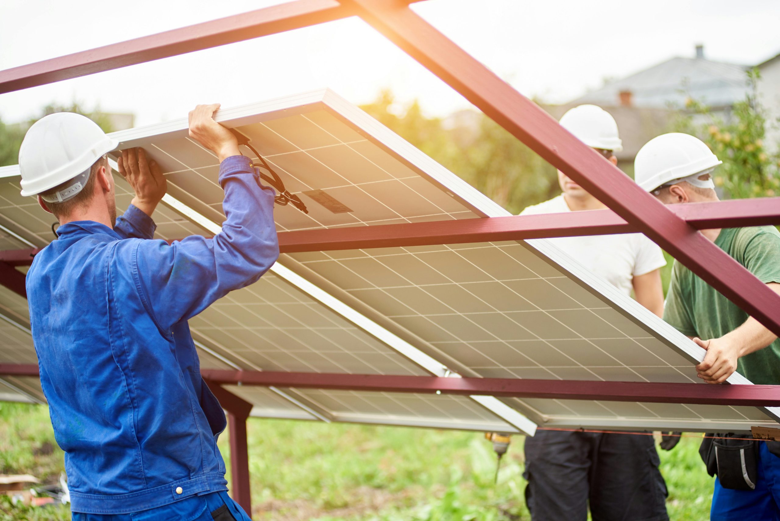 découvrez notre guide complet sur les installations photovoltaïques pour particuliers. apprenez comment optimiser votre production d'énergie solaire, réduire vos factures et contribuer à la transition énergétique grâce à des conseils pratiques et des informations essentielles.
