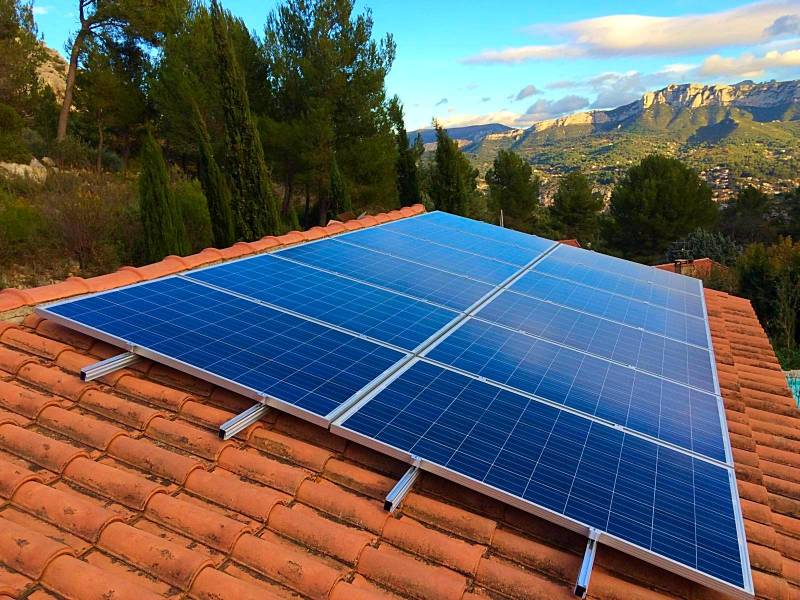 découvrez les meilleurs prix pour l'installation de panneaux photovoltaïques en alsace avec edf. profitez de solutions écologiques et économiques pour produire votre propre électricité tout en bénéficiant d'aides et de subventions. comparez les offres et faites le choix idéal pour votre projet énergétique.