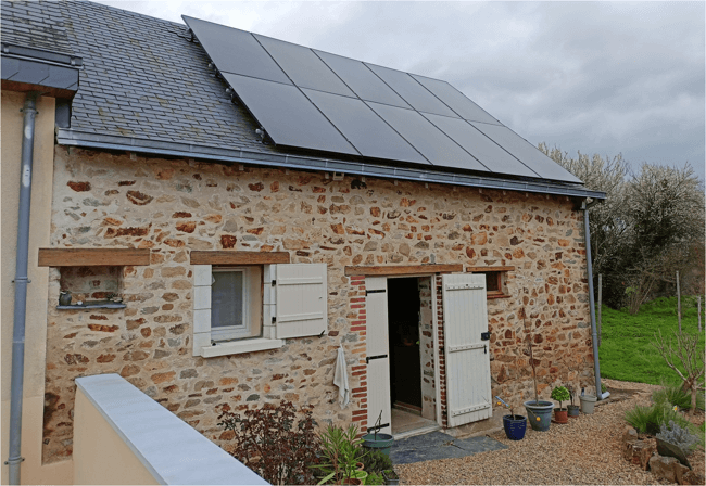 découvrez comment les panneaux photovoltaïques peuvent transformer votre maison en une source d'énergie renouvelable. informez-vous sur les avantages, l'installation et les performances de ces systèmes écologiques pour réduire vos factures d'électricité tout en préservant l'environnement.