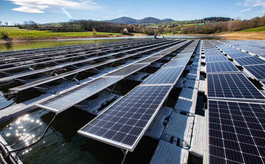 découvrez l'avenir du photovoltaïque à valence, une ville dynamique qui s'engage vers une énergie durable. explorez les innovations, les projets en cours et comment le solaire transforme notre paysage énergétique pour un avenir plus vert.