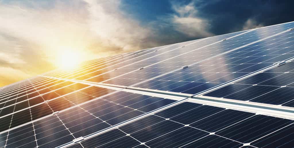 découvrez les avancées révolutionnaires des cellules photovoltaïques en pérovskite, une technologie prometteuse qui offre des performances optimales et un coût de production réduit pour l'énergie solaire. informez-vous sur leur fonctionnement, leurs avantages et leur potentiel pour un avenir énergétique durable.