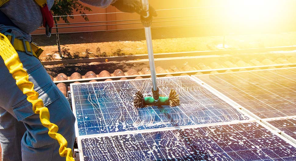 découvrez nos conseils pratiques pour l'entretien de vos panneaux solaires afin d'optimiser leur performance et prolonger leur durée de vie. apprenez les meilleures méthodes de nettoyage et d'inspection pour garantir un rendement maximal de votre installation solaire.