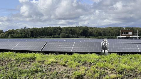découvrez les ambitions solaires de la france en 2023, axées sur le développement durable et l'innovation. explorez les projets, les initiatives et les stratégies qui visent à transformer le paysage énergétique français et à promouvoir l'utilisation des énergies renouvelables pour un avenir plus vert.