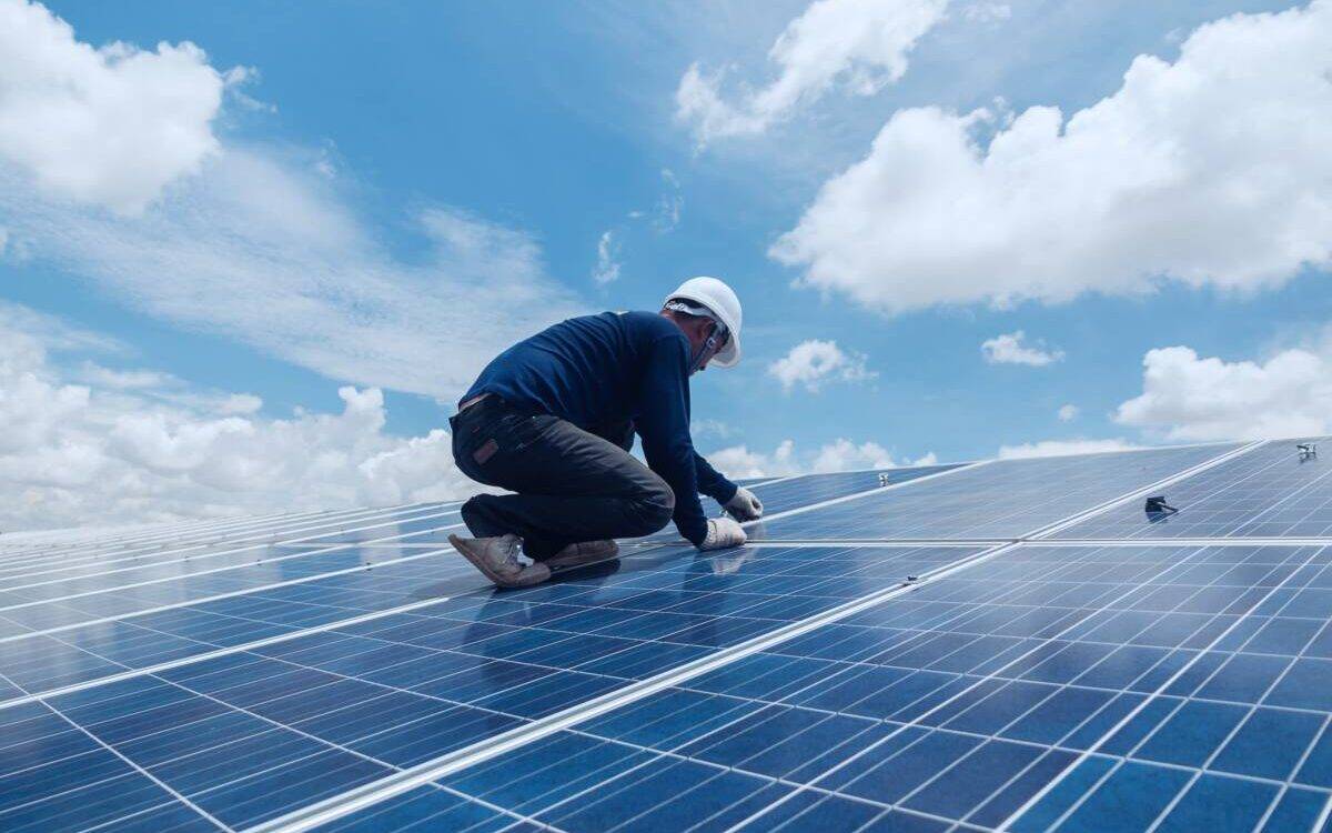découvrez les nombreux avantages de faire appel à un installateur photovoltaïque dans le doubs. profitez d'économies d'énergie, d'un soutien aux projets écologiques et d'une expertise locale pour maximiser l'efficacité de votre installation solaire.
