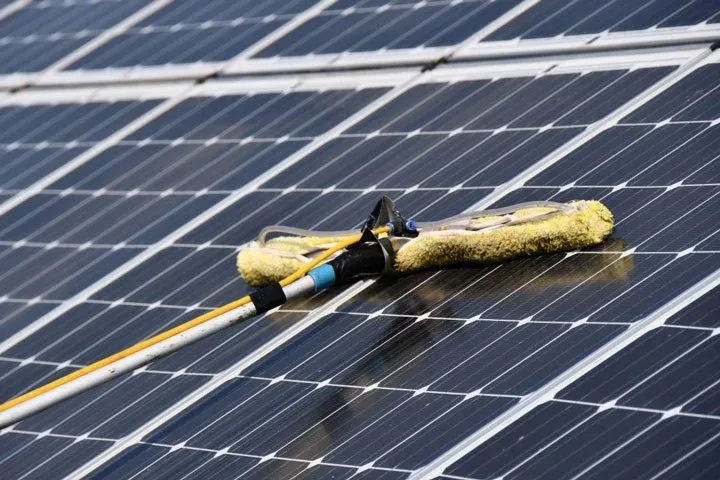 découvrez la vérité derrière les idées reçues sur les panneaux photovoltaïques. cette article démystifie les mythes courants, vous aidant à mieux comprendre l'énergie solaire et à prendre des décisions éclairées pour votre avenir énergétique.