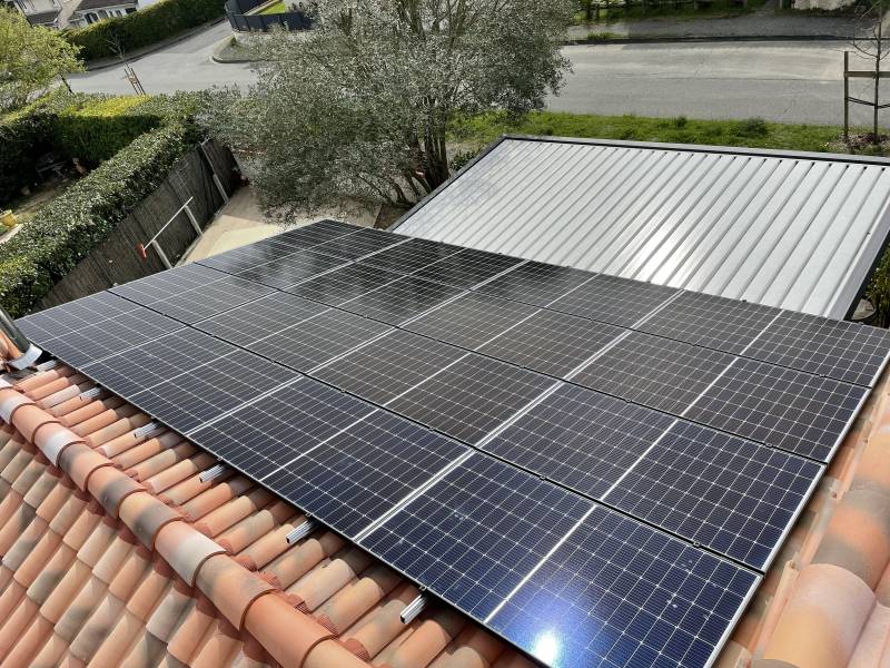 découvrez comment faire le meilleur choix d'installateur de panneaux photovoltaïques à toulouse. comparez les offres, vérifiez les certifications et bénéficiez d'une installation professionnelle pour optimiser votre production d'énergie solaire.
