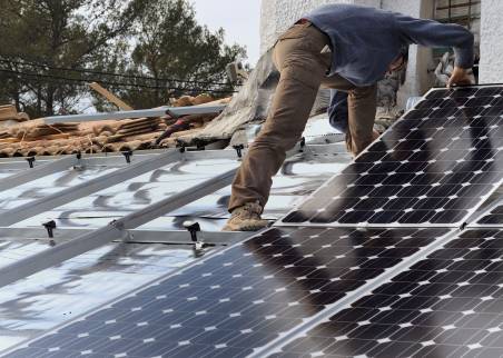 découvrez comment choisir le bon installateur de panneaux solaires en sud gironde. profitez de conseils d'experts pour garantir une installation optimale et un investissement durable dans l'énergie renouvelable.