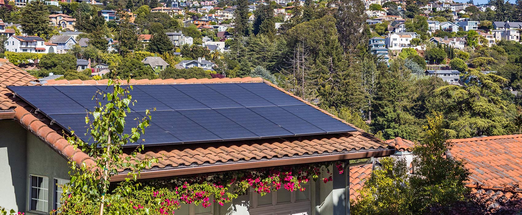 découvrez nos services d'installation de panneaux photovoltaïques par des professionnels certifiés rge. profitez d'une énergie renouvelable, réduisez vos factures d'électricité et bénéficiez d'aides financières pour votre projet écologique.