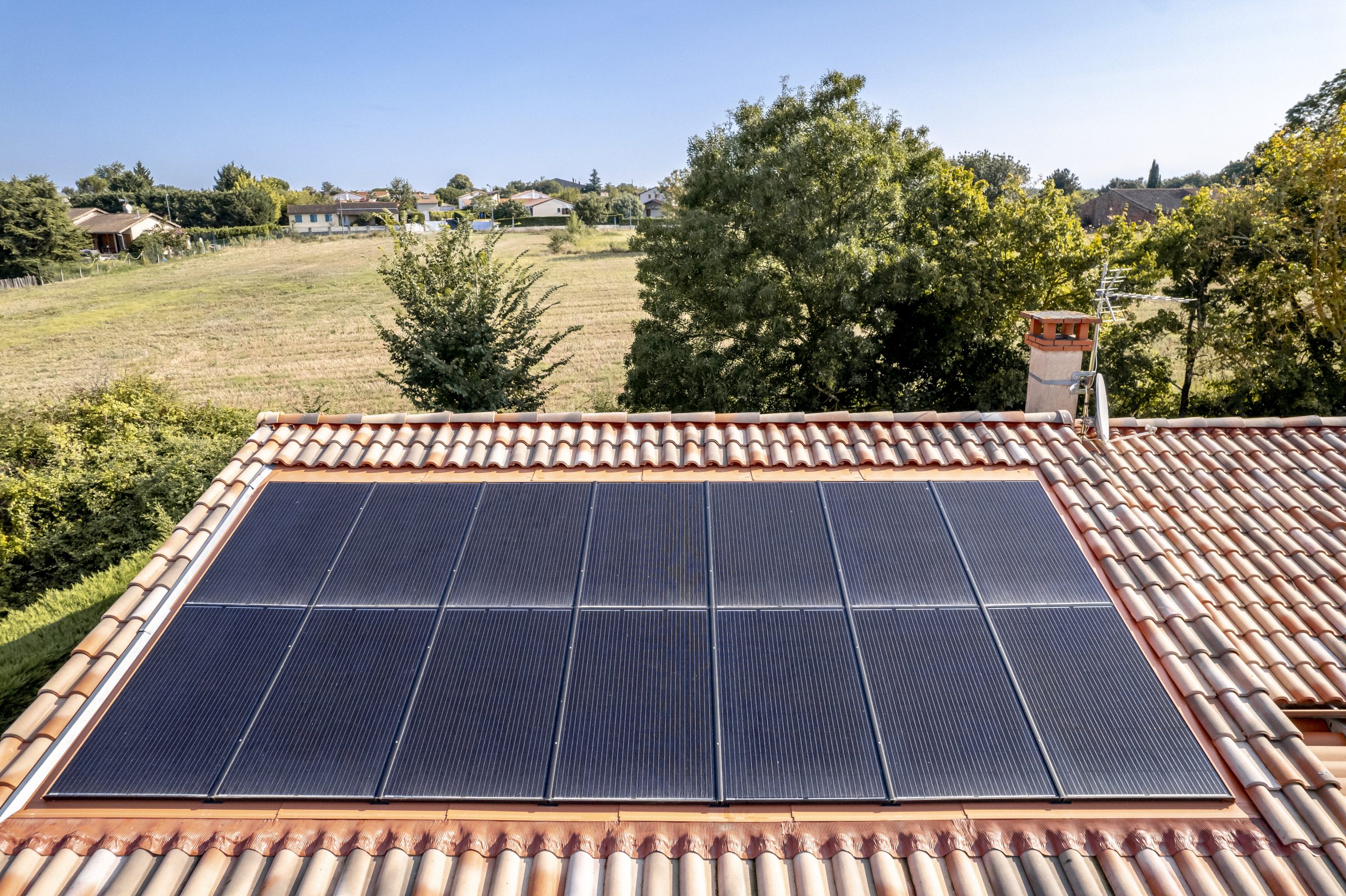 découvrez notre service d'installateur de panneaux photovoltaïques à sainte-foy. profitez d'une énergie solaire renouvelable et réduisez votre facture d'électricité grâce à nos solutions sur mesure.