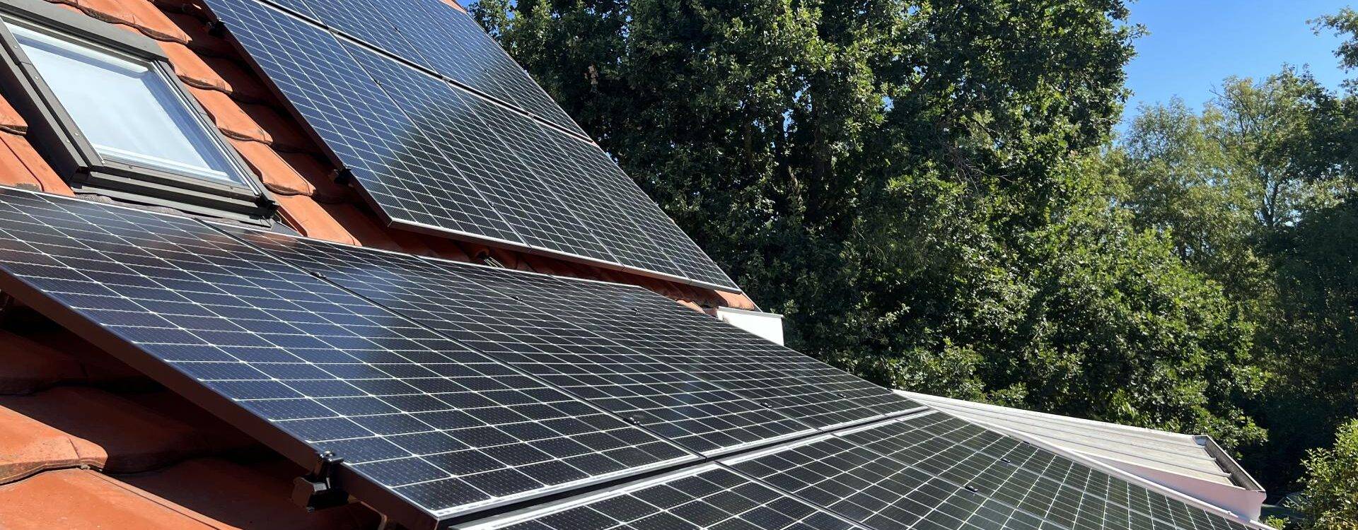 découvrez notre service d'installateur photovoltaïque dans les pyrénées-atlantiques (64). profitez d'une énergie renouvelable efficace et réduisez vos factures d'électricité grâce à nos solutions sur mesure. contactez-nous dès aujourd'hui pour un devis gratuit et une installation professionnelle.