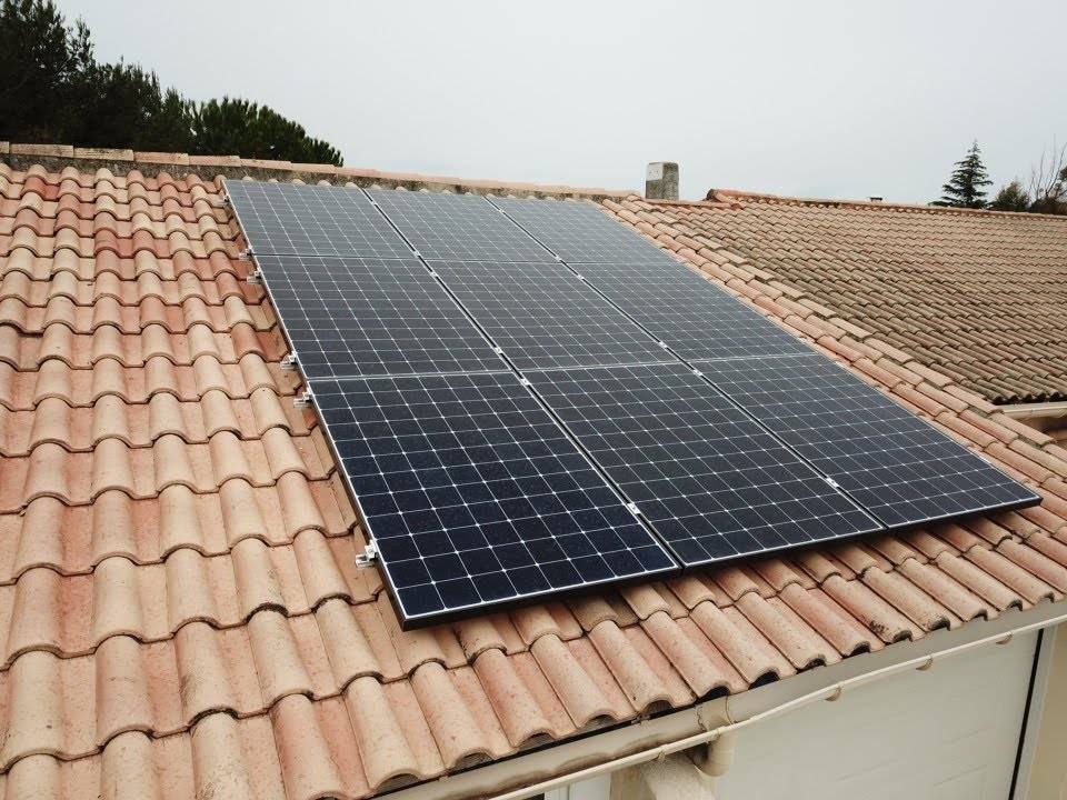 découvrez notre service d'installateur photovoltaïque à albi, spécialisé dans l'installation de panneaux solaires pour optimiser votre consommation d'énergie et réduire vos factures. profitez d'une énergy renouvelable et respectueuse de l'environnement tout en bénéficiant de conseils personnalisés et d'une expertise locale.