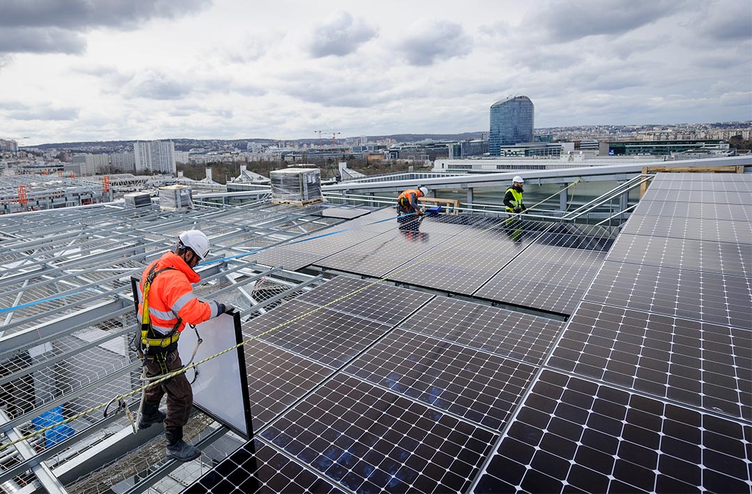 découvrez nos services d'installation photovoltaïque à paris. optimisez votre consommation d'énergie et profitez d'économies sur vos factures grâce à nos solutions solaires sur mesure. contactez-nous dès aujourd'hui pour un devis gratuit !