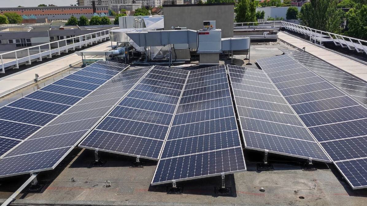 découvrez comment choisir un installateur photovoltaïque dans les alpes-maritimes. obtenez des conseils sur les critères à considérer, les certifications requises et les meilleures pratiques pour assurer une installation solaire efficace et durable.