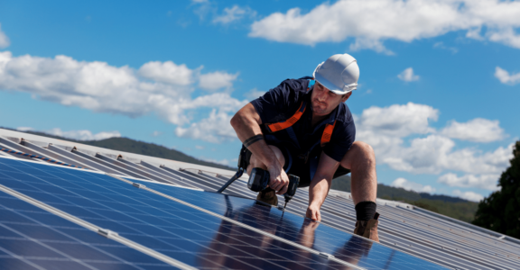 découvrez nos services d'installation photovoltaïque dans le département 31. profitez d'une énergie solaire propre et économique grâce à nos experts agréés. contactez-nous pour un devis personnalisé et participez à la transition énergétique.