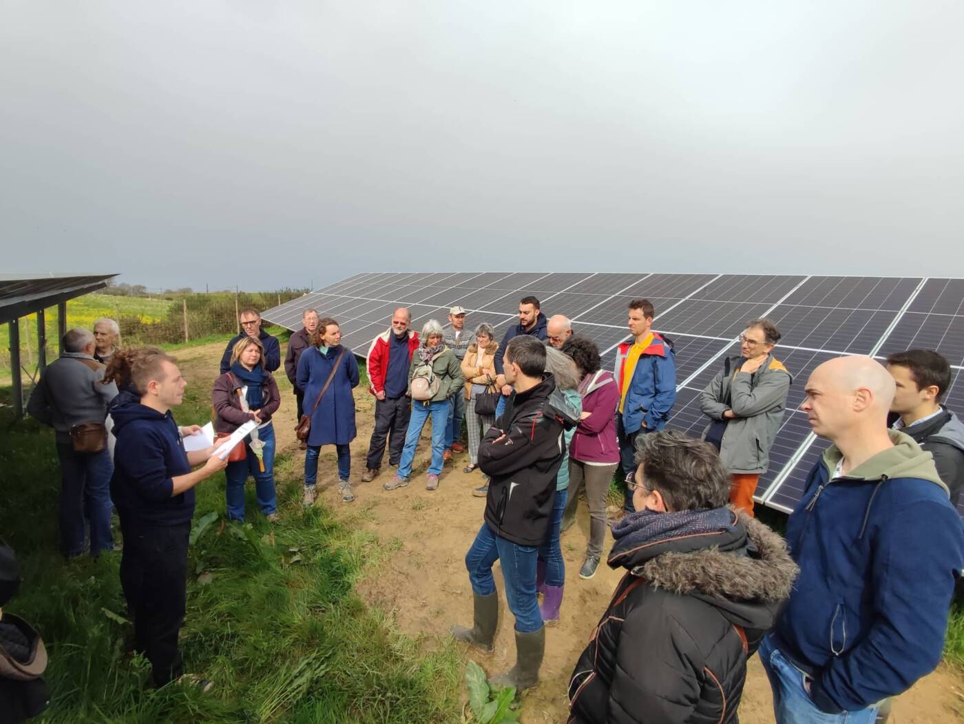 découvrez les services d'un installateur photovoltaïque dans la région des pays de la loire. profitez d'une énergie renouvelable performante et économisez sur vos factures d'électricité tout en contribuant à la préservation de l'environnement.