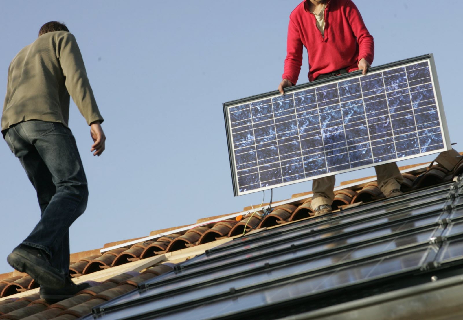 découvrez comment établir un budget efficace pour l'installation de panneaux solaires. obtenez des conseils pour maximiser vos économies, choisir les meilleurs équipements et comprendre les aides financières disponibles. faites un choix éclairé pour un avenir plus vert !