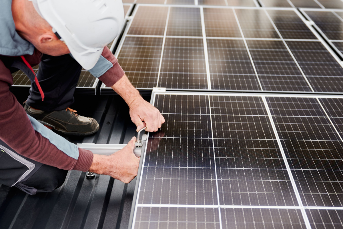 découvrez la durée de vie des panneaux solaires, des conseils pour maximiser leur longévité et les facteurs influençant leur performance. optimisez votre investissement énergétique et assurez-vous une production d'électricité durable sur le long terme.