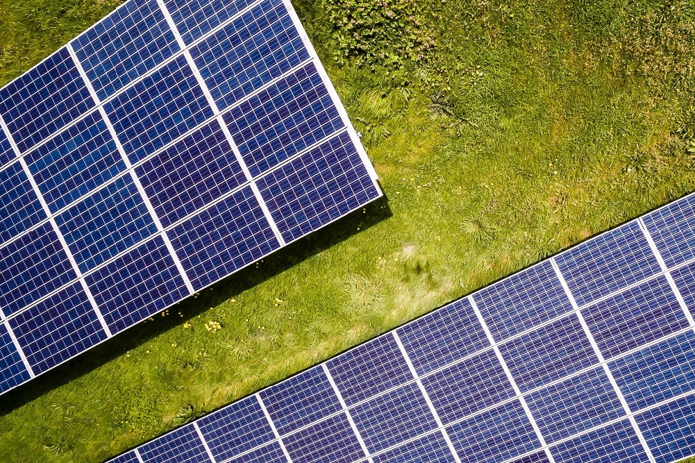 découvrez les inconvénients des panneaux solaires : coûts d'installation, entretien, efficacité variable selon l'emplacement et impact environnemental. informez-vous sur les défis à considérer avant de faire le choix d'une énergie solaire.
