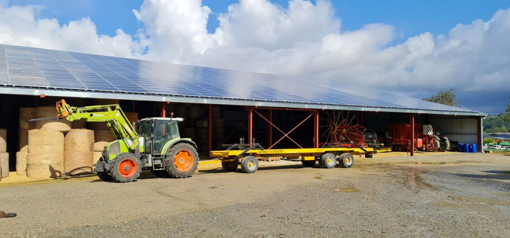 découvrez les avantages d'un hangar solaire, une solution innovante pour maximiser l'énergie solaire tout en offrant un espace de stockage pratique et durable. idéal pour les entreprises soucieuses de leur empreinte carbone.