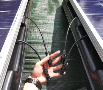 découvrez notre guide complet sur l'aide aux panneaux solaires. bénéficiez d'informations essentielles sur les subventions, les aides financières et les conseils pratiques pour installer des panneaux solaires et réduire votre facture d'énergie tout en contribuant à la protection de l'environnement.