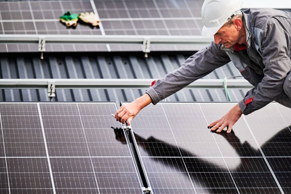découvrez comment bénéficier d'aides financières pour l'installation de panneaux solaires en 2025. optimisez votre investissement écologique et profitez des nouvelles subventions et dispositifs d'encouragement mis en place par l'état.