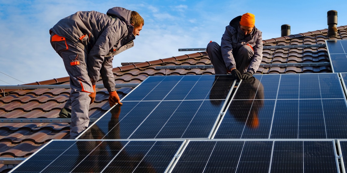 découvrez l'aide solaire pour optimiser votre consommation d'énergie et profiter d'un environnement durable. informez-vous sur les subventions, les aides financières et les solutions pour installer des panneaux solaires chez vous.